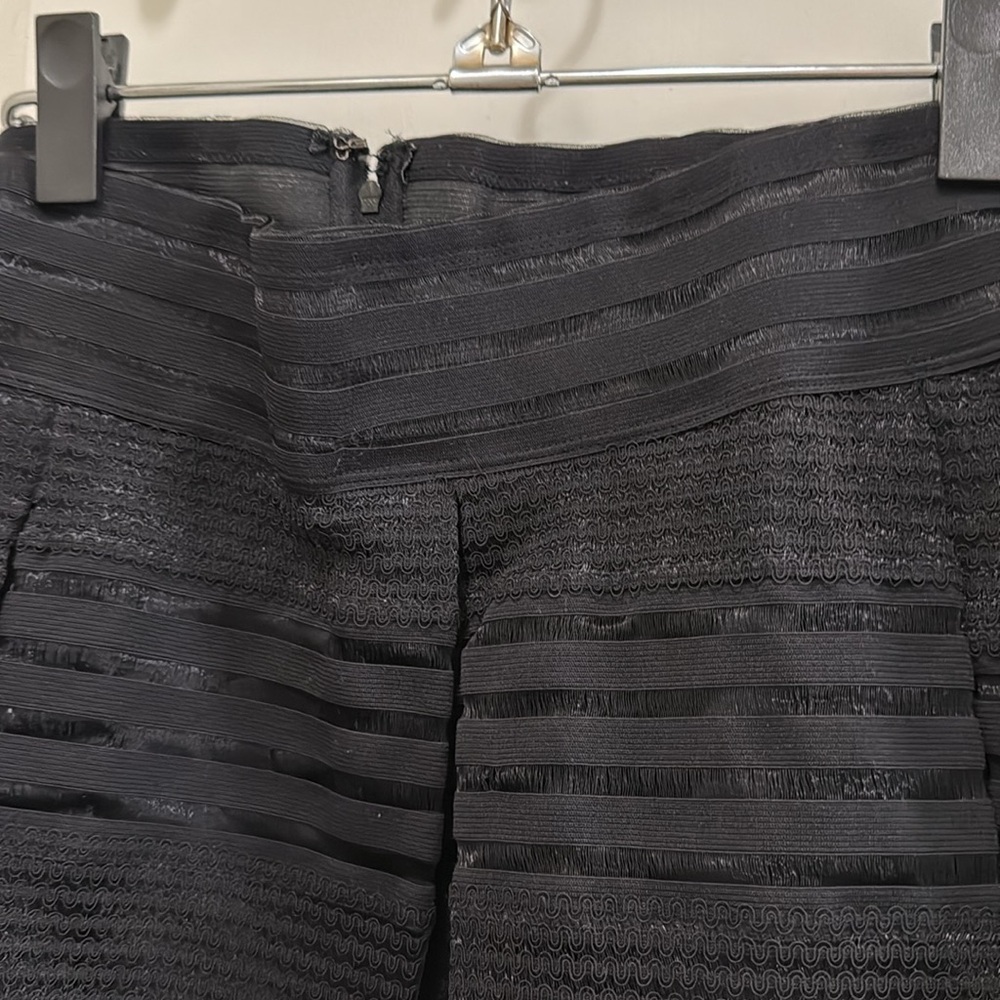 Women’s Torrid 3x black skirt, pleated 90s texture sheer striped - Picture 6 of 9